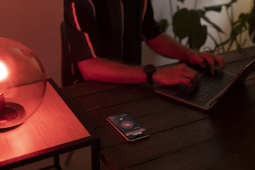 Grounding vs Red Light Therapy: Which Natural Healing Modality Is Right for You?